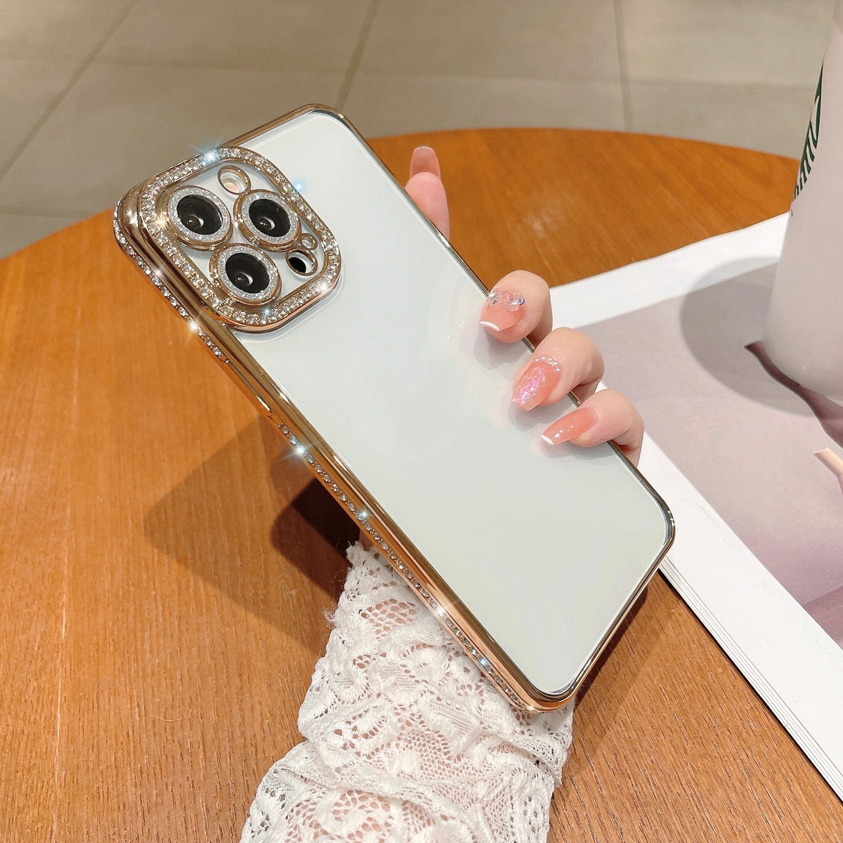 Tech&Guard Luxurious Rhinestone Phone Case for iPhone X/11/12/13/14